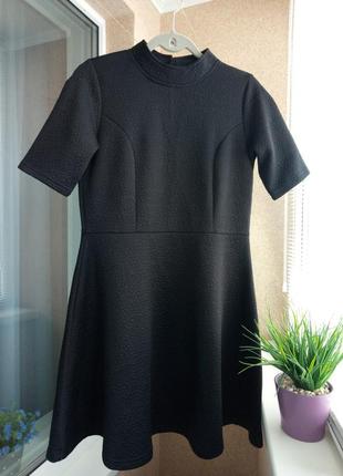 Стильне фактурне чорне плаття/світшот по фігурі
