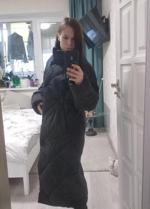 Крутое брендовое пальто na-kd стеганое черное8 фото