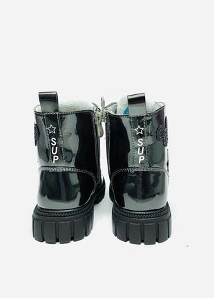 Зимові черевички для дівчинки