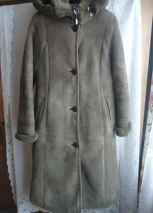 Натуральна дублянка коричневого природного кольору, з капюшоном