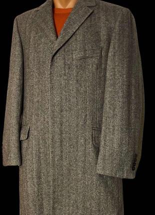 Стильное мужское шерстяное пальто в елочку