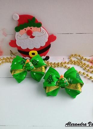 Новорічні бантики з ялинками