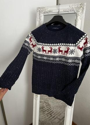 Новорічний светр з оленями. для фотосесії . фемили лук. свитр новогодний