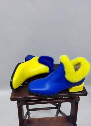 Жіночі хайтопи з натуральної шкіри хай патріотичного кольору жовто-блакитного натуральною норкою на вибір на каблуку 3 см8 фото