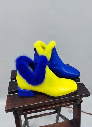 Жіночі хайтопи з натуральної шкіри хай патріотичного кольору жовто-блакитного натуральною норкою на вибір на каблуку 3 см5 фото