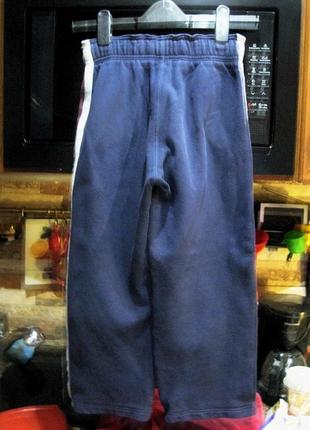 Теплые спортивные штаны от американской компании gap на 8-9 лет.4 фото