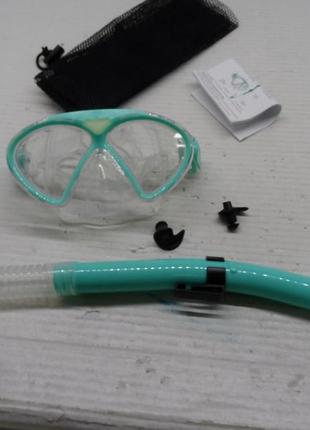 Маска для плавання