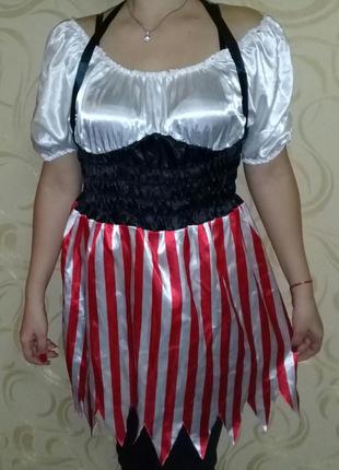 Карнавальное платье пиратки взрослое.2 фото