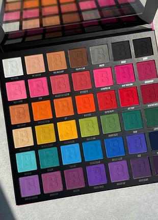 • кольорова палітра by bay beauty bright matte 42 color palette