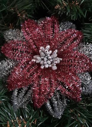 Новорічний декор, ялинкова прикраса ручної роботи квітка рожева зі сріблом1 фото