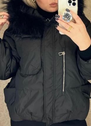 Пуховик короткий, зимняя куртка,с натуральным мехом.