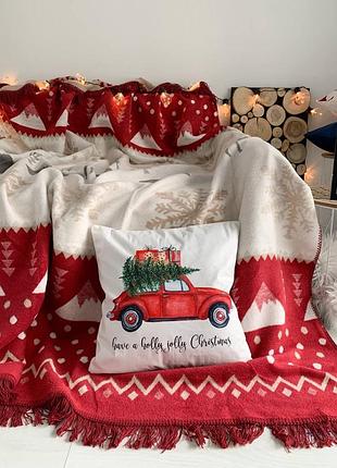 Новорічна подушка з принтом 45х45 см