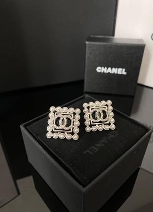 Брендовые серьги