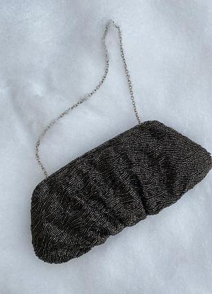 Сумка клатч розшита бісером з металічним ремінцем