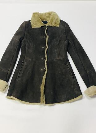 Дублянка жіноча, італія