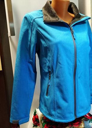 Жіноча термо куртка на м"якенькій підкладці, софтшелл  46р3 фото