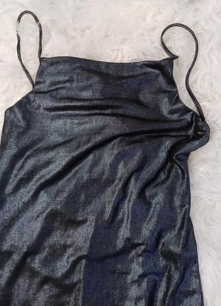 Шикарное блестящее платье на бретелях