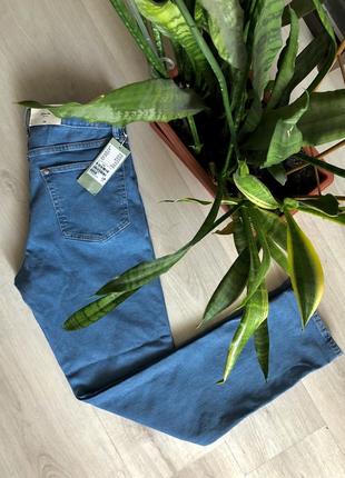 Нові джинси з цінником h&m , фасон slim fit (завужені донизу ) , розмір l31  довжина w32