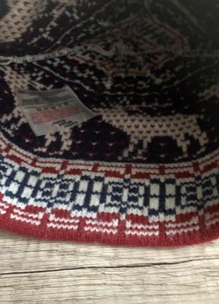 Шапка 4