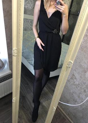 Сукня mango з брошкою