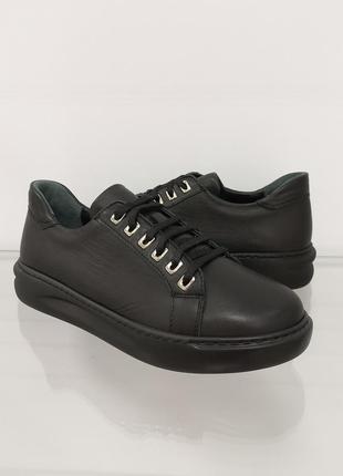 Женские осенние кожаные черные туфли на платформе1 фото