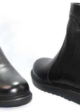 Ботинки кожаные зимние мужские на меху, черные, полноразмерные  размеры 42, 43, 44, 45  rivana 0917 фото