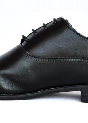 Акция! полноразмерные туфли-броги мужские из натуральной кожи, черные. размеры 39 и 41. desay 9838-11.4 фото