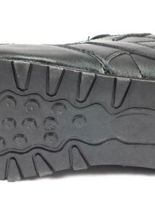 Демісезонні кросівки з натуральної шкіри, чорні  розміри 36, 37, 38, 40, 41  restime 181055 фото