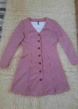 Сукня в клітинку на гудзиках