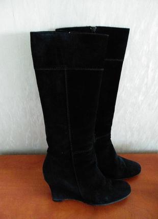 Демисезонные сапоги замшевые 39 размер, внутри натуральная кожа