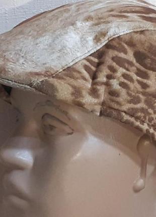 Кепка женская зимняя. коричневый дубляж с меховой подкладкой и ушами.1 фото