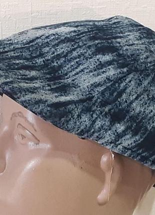 Кепка жіноча зимова. смугастий сіро-синій велюр із байковою підкладкою та вухами.