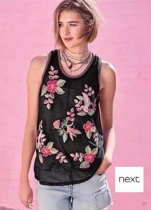 Чорна майка топ next сіточка з квітковою вишивкою оверсайз