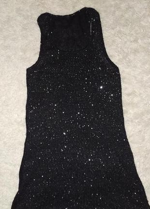 В'язана святкова сукня в пайєтках