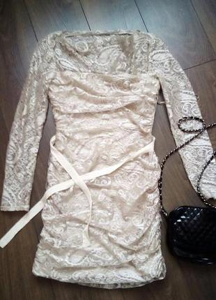 Плаття плаття новий рік ошатнішою гіпюр мереживо