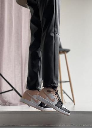 Жіночі кросівки nike air jordan retro 1 retro  женские кроссовки найк аир джордан