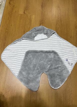 Рушник chicco з куточком для купання новонароджених