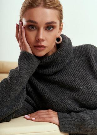 Теплый свитер с объемным воротником ( 3 расцветки)6 фото