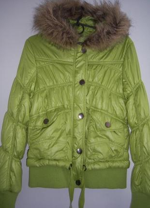 Куртка женская размер 14/42