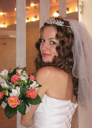 Весільна сукня + кільця під плаття в подарунок