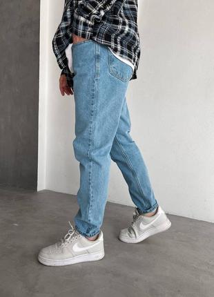 Стильні чоловічі джинси зі щільного деніму regular fit  в блакитному кольорі6 фото