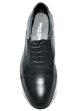 Демисезонные мужские кожаные полуботинки полноразмерные, черные. размеры 40, 44, 45. maxus 19o003.