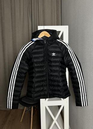 Куртка женская adidas оригинал новая xs черная