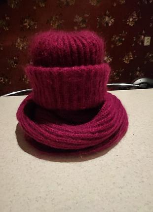 Гарний хомут і шапочка