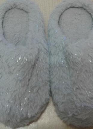 Продам детские тапочки на мальчика,стелька 21 см