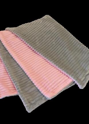 Двухсторонний плед-покрывало 80x80 см в детскую | ткань 100% плюш minky | серый/розовый2 фото