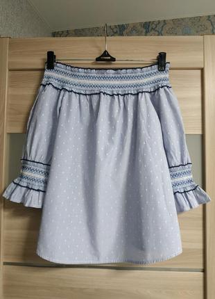 Дуже гарна блуза на плечі бавовна