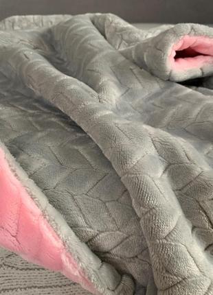 Двосторонній плед-покривало 80x80 см у дитячу | тканина 100% плюш minky | сірий/рожевий2 фото