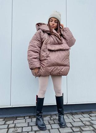 Трендова жіноча курточка оверсайз