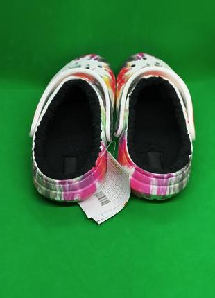 Утеплені крокси crocs classic lined tie dye clogs (206341-0с4) оригінал7 фото